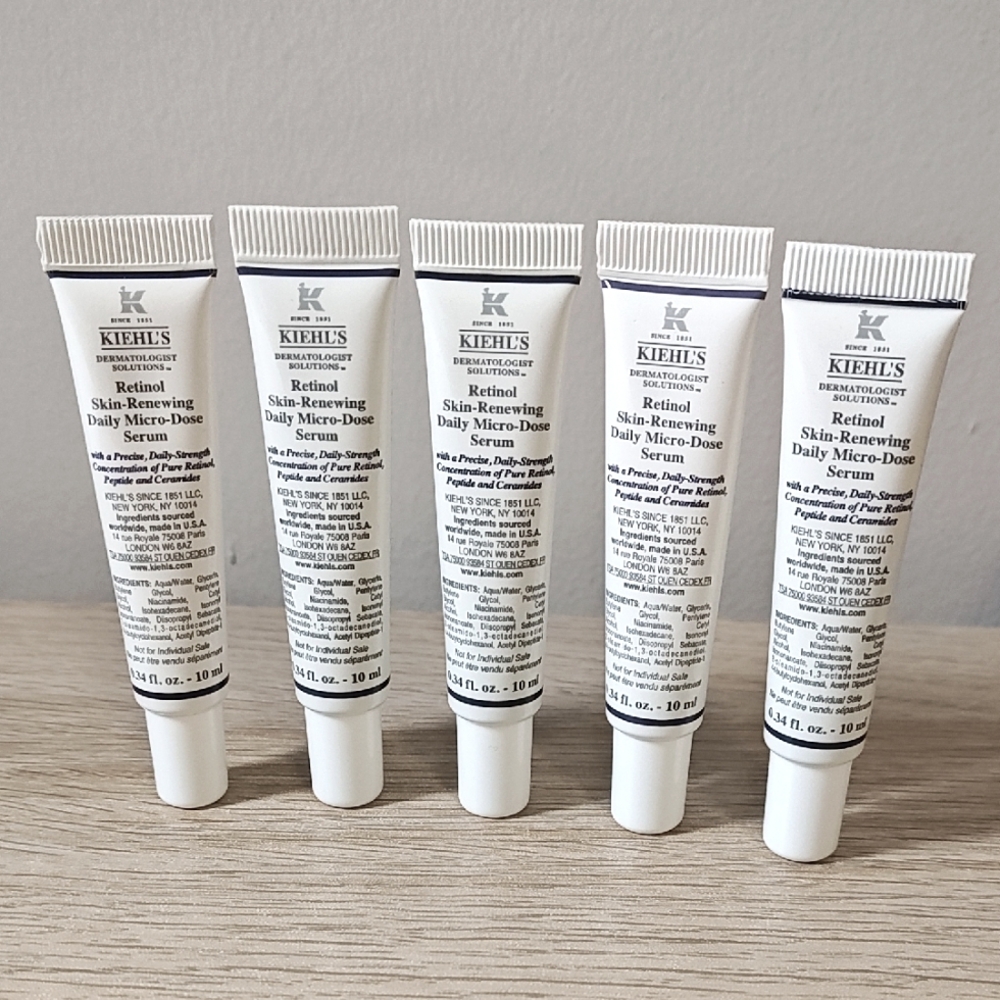 Set of 5 - Kiehl's Retinol Skin Renewing Microdose Serum.